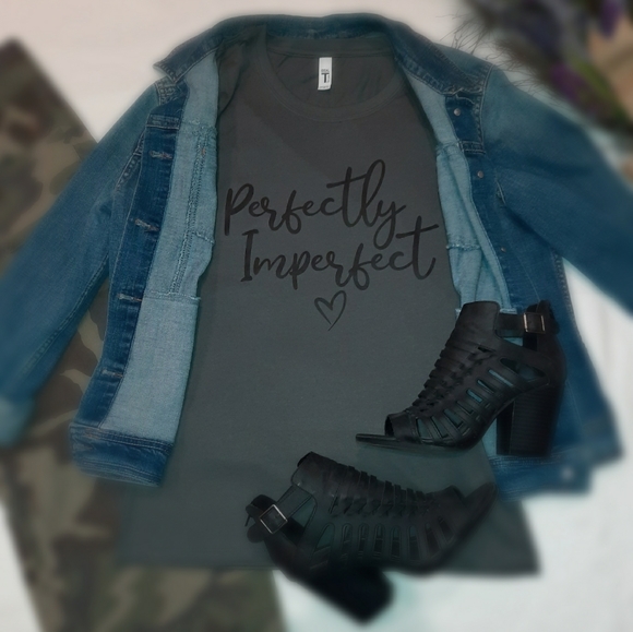 Perfectly Imperfect t-shirt - Picture 1 of 5